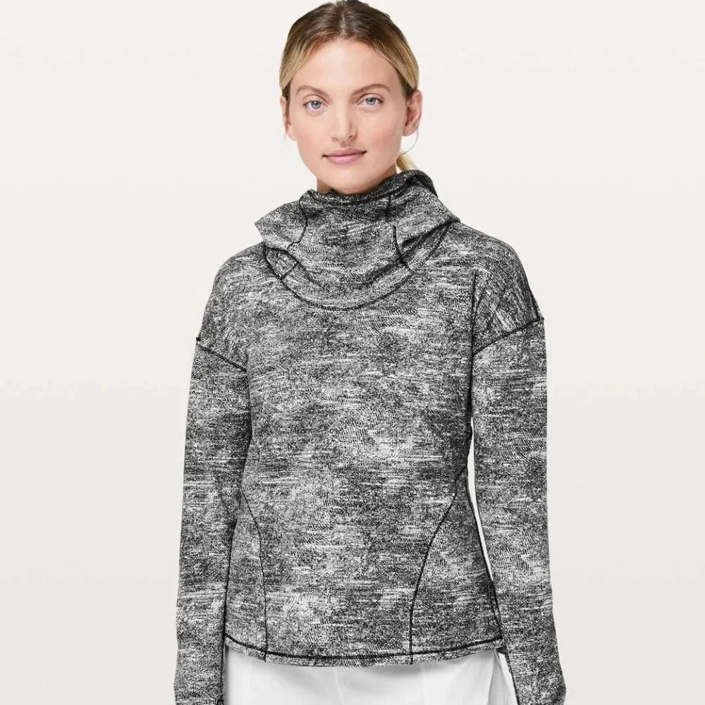 Lululemon Forever Endeavour Long Sleeve in Rush Jacquard Black White Size 6